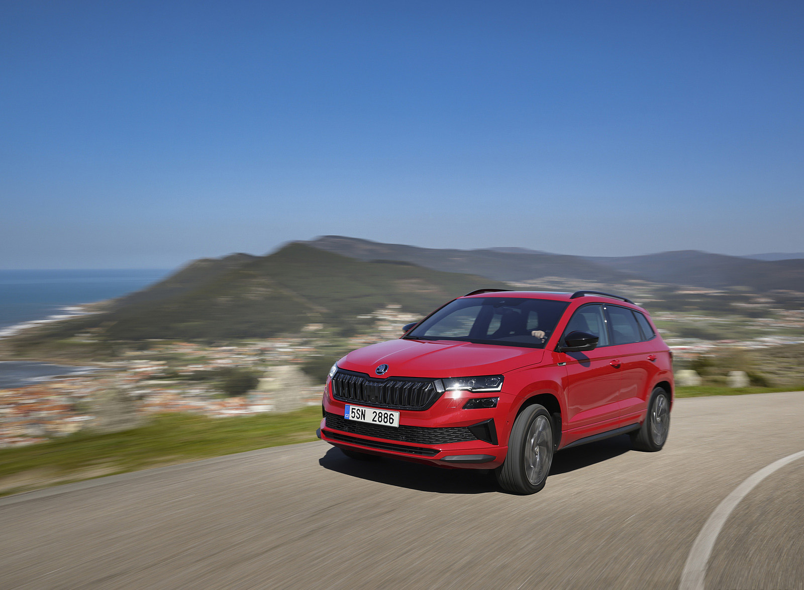 2022 Škoda Karoq Sportline Front Three-Quarter Wallpapers (6)