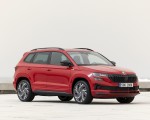 2022 Škoda Karoq Sportline Front Three-Quarter Wallpapers 150x120 (31)