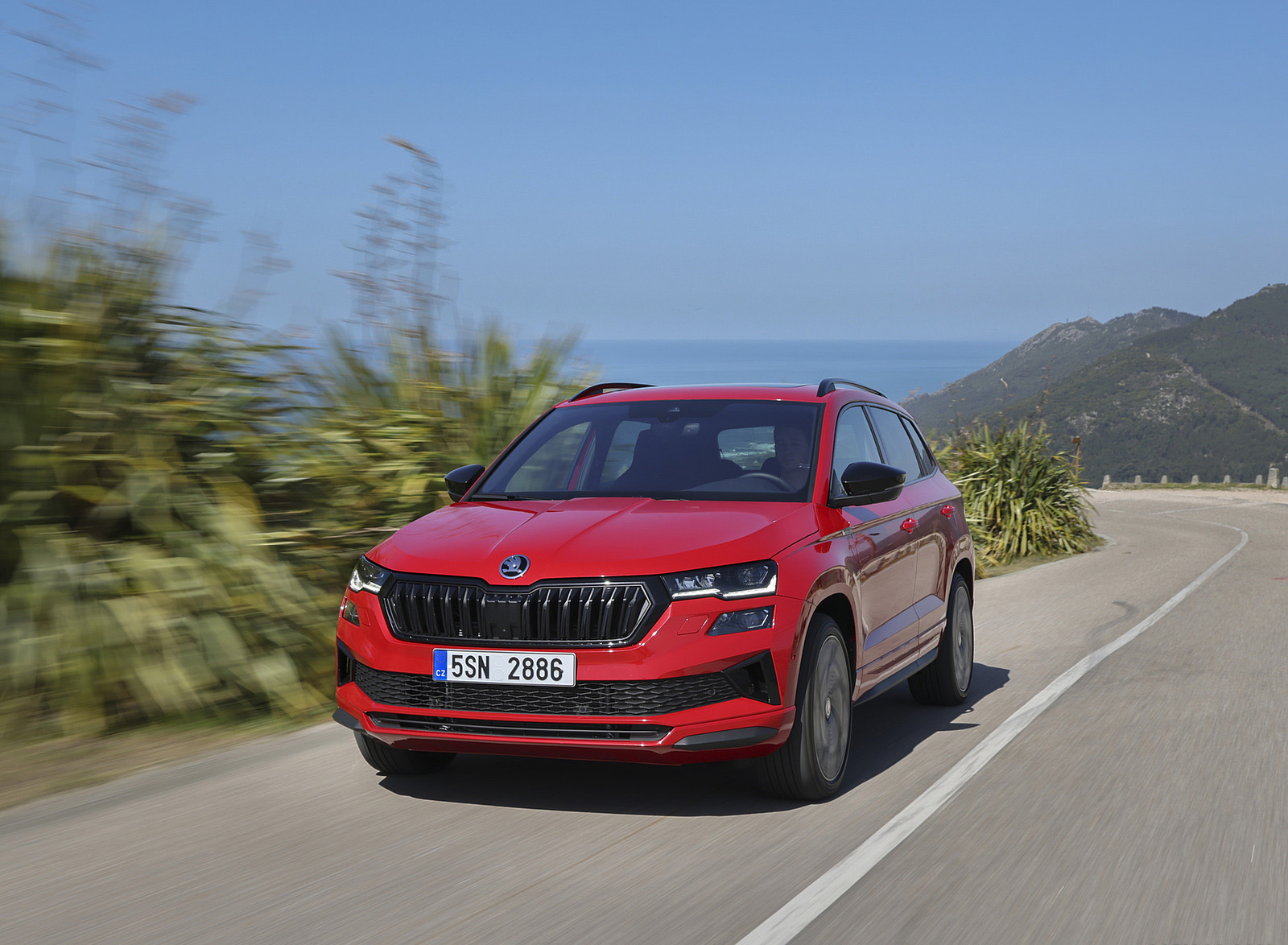 2022 Škoda Karoq Sportline Front Wallpapers (4)