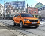 2022 Škoda Karoq Style Front Three-Quarter Wallpapers 150x120 (1)