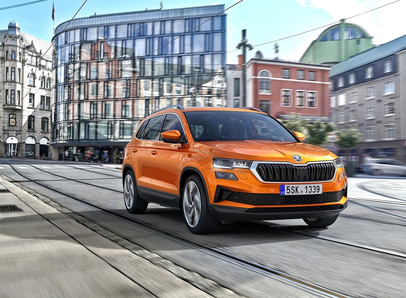 2022 Škoda Karoq Style Front Three-Quarter Wallpapers (1)