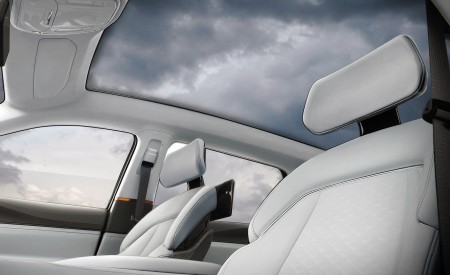 2022 Chrysler Airflow Concept Panoramic Roof Wallpapers 450x275 (48)