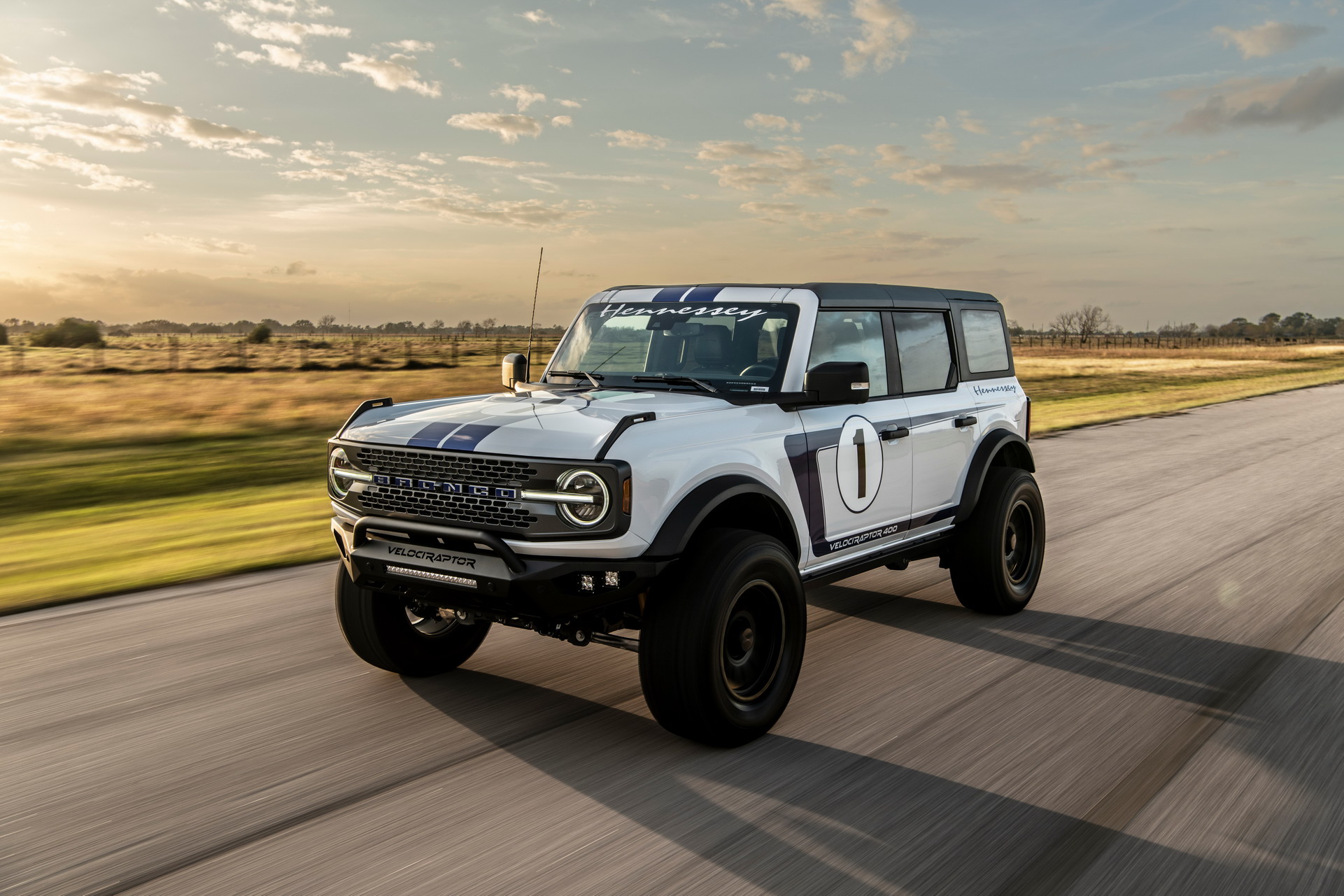 2022 Hennessey VelociRaptor 400 Bronco Front Three-Quarter Wallpapers (9)