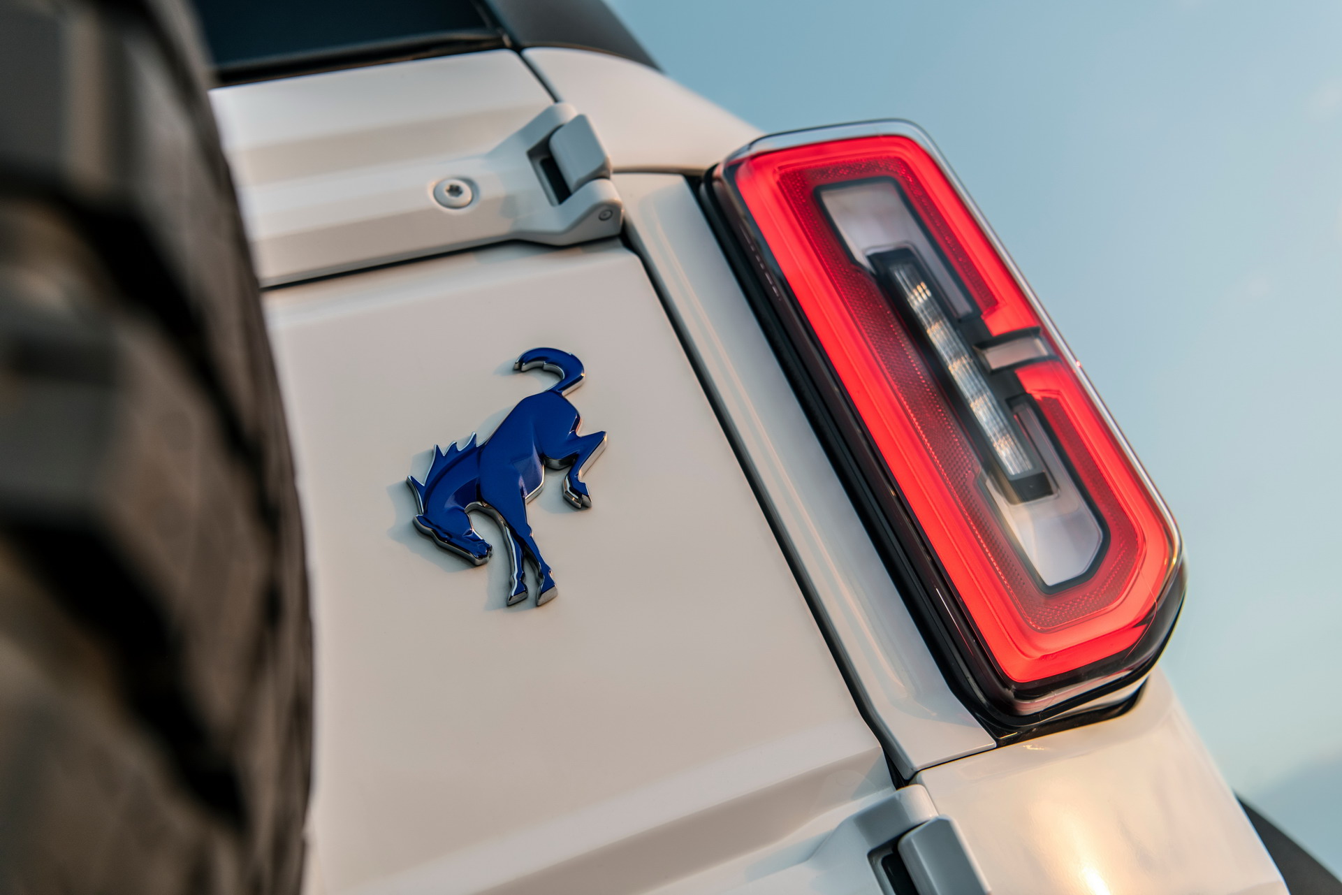 2022 Hennessey VelociRaptor 400 Bronco Tail Light Wallpapers #22 of 29