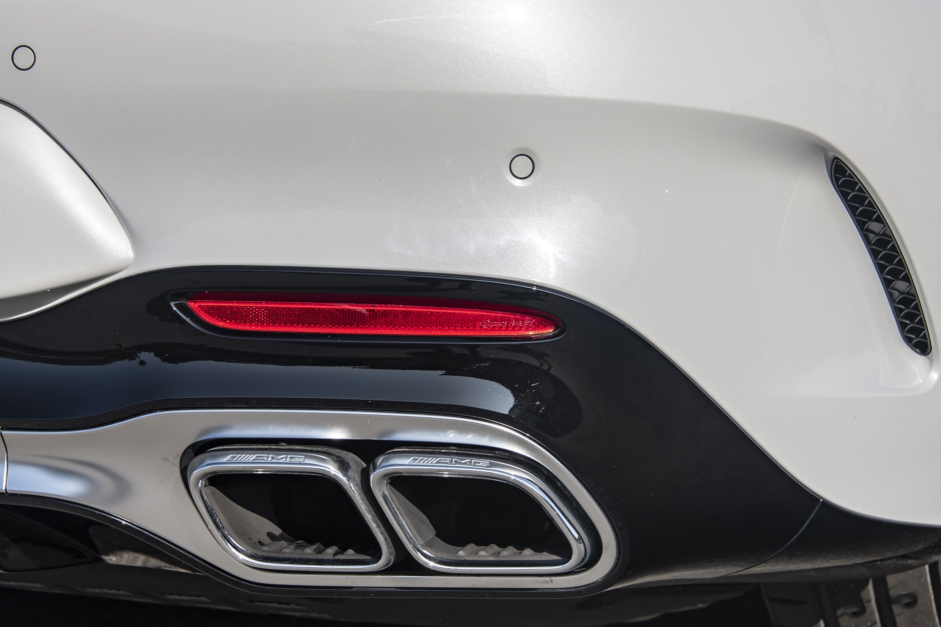 2022 Mercedes-AMG SL 55 4Matic+ (US-Spec) Exhaust Wallpapers #63 of 71