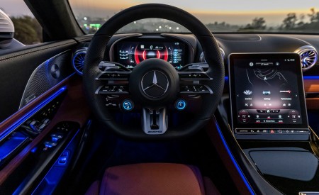 2022 Mercedes-AMG SL 55 4Matic+ (US-Spec) Interior Steering Wheel Wallpapers 450x275 (70)