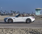 2022 Mercedes-AMG SL 55 4Matic+ (US-Spec) Side Wallpapers 150x120 (29)