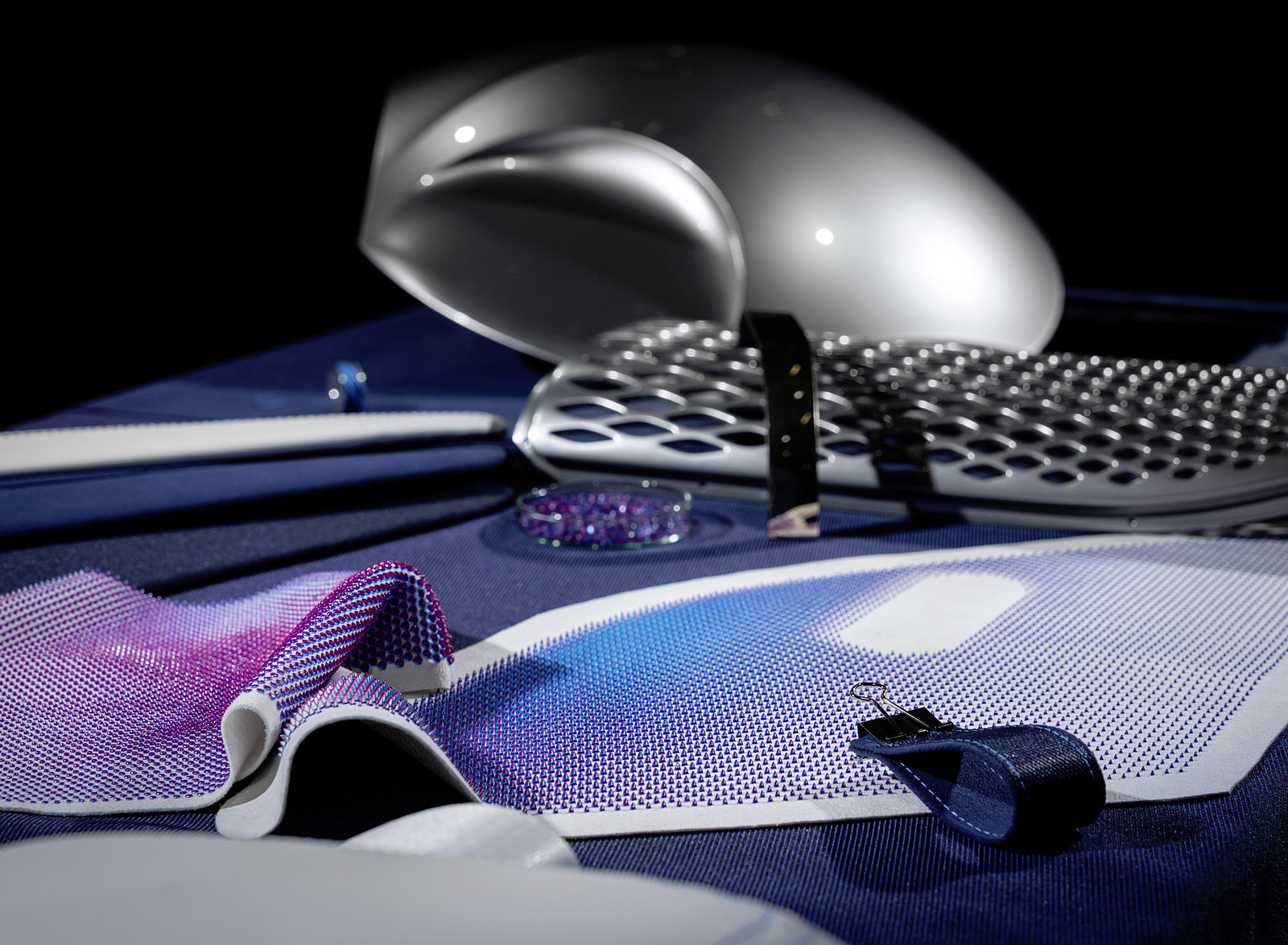 2022 Mercedes-Benz Vision EQXX Biotechnology-based and certified-vegan silk-like fabric Wallpapers #59 of 145