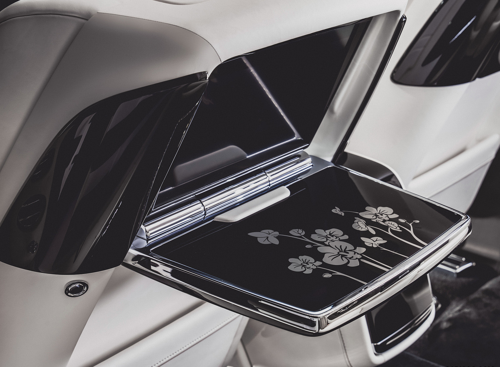 2022 Rolls-Royce Phantom Orchid Interior Detail Wallpapers (5)