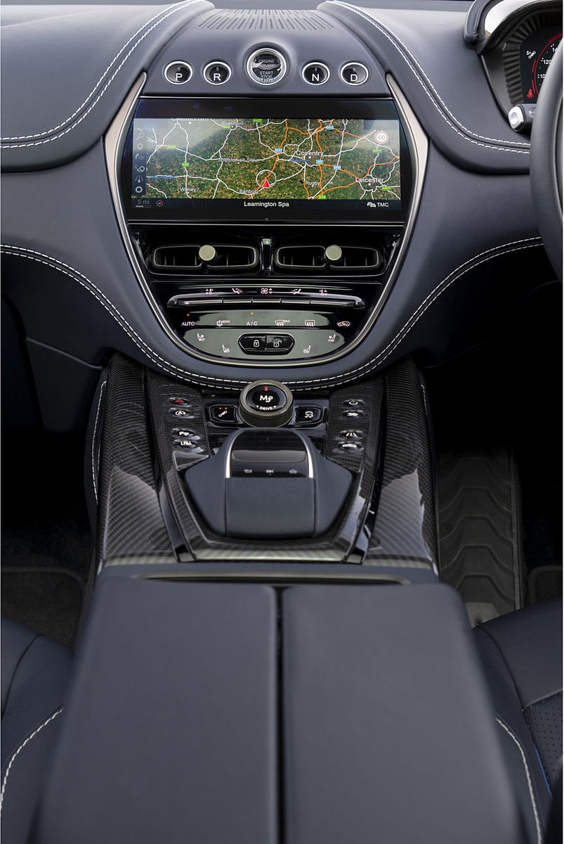 2023 Aston Martin DBX707 (Color: Plasma Blue) Central Console Wallpapers #87 of 118