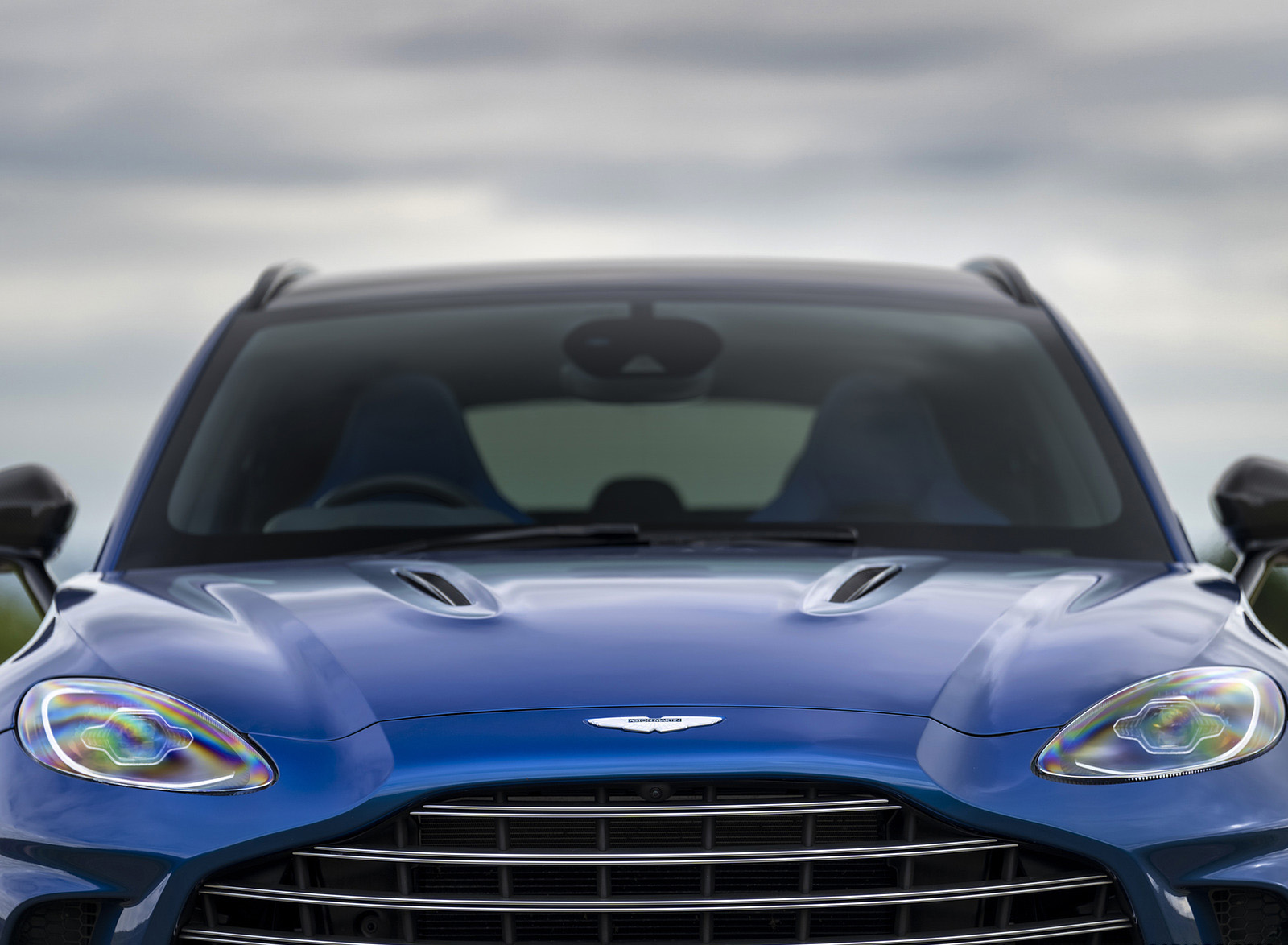 2023 Aston Martin DBX707 (Color: Plasma Blue) Front Wallpapers #68 of 118