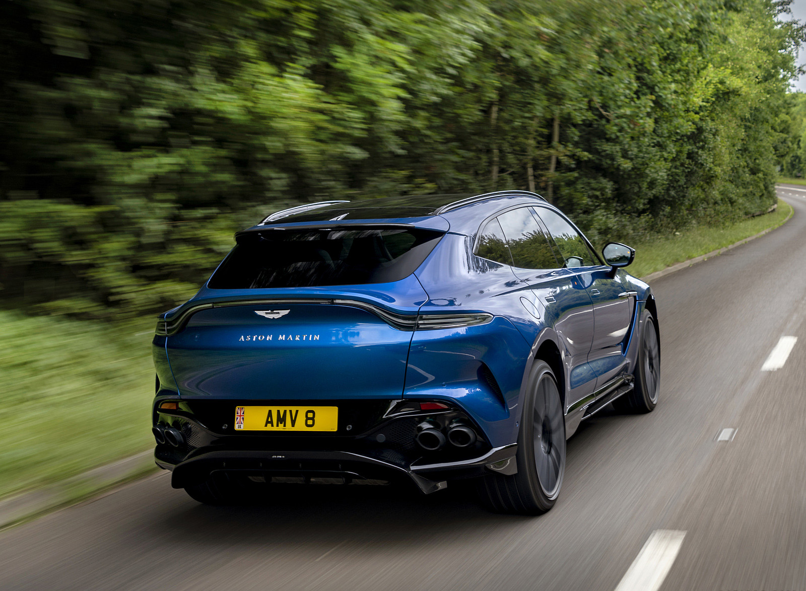 2023 Aston Martin DBX707 (Color: Plasma Blue) Rear Three-Quarter Wallpapers  #8 of 118