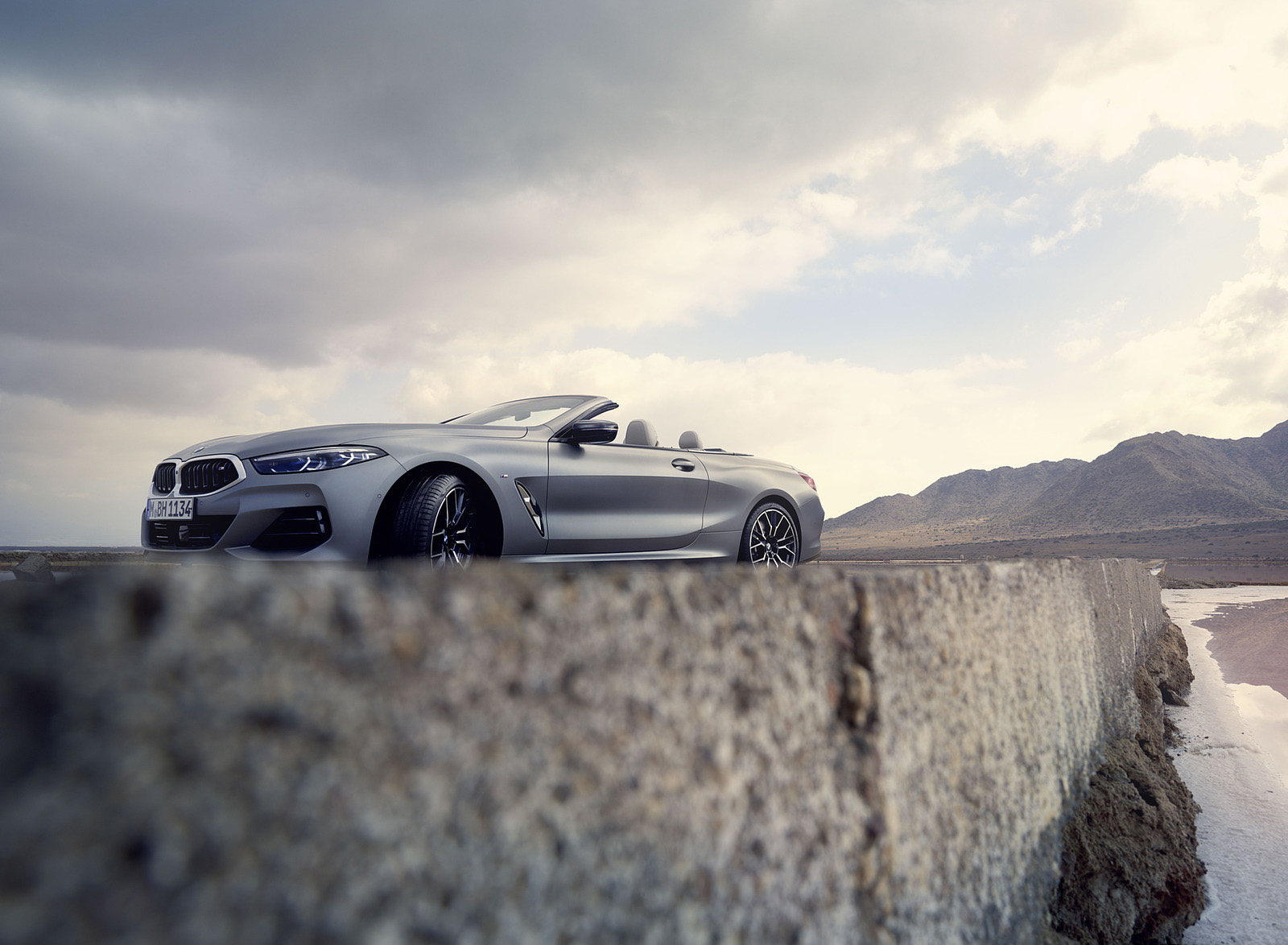 2023 BMW 8 Series Convertible Front Three-Quarter Wallpapers (5)