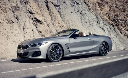 2023 BMW 8 Series Convertible Front Three-Quarter Wallpapers 450x275 (1)