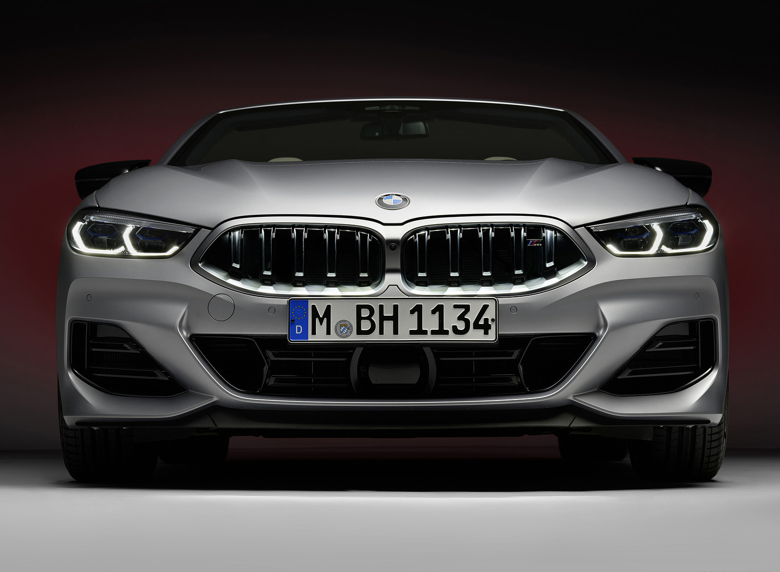 2023 BMW 8 Series Convertible Front Wallpapers #15 of 28
