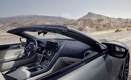 2023 BMW 8 Series Convertible Interior Wallpapers 450x275 (22)