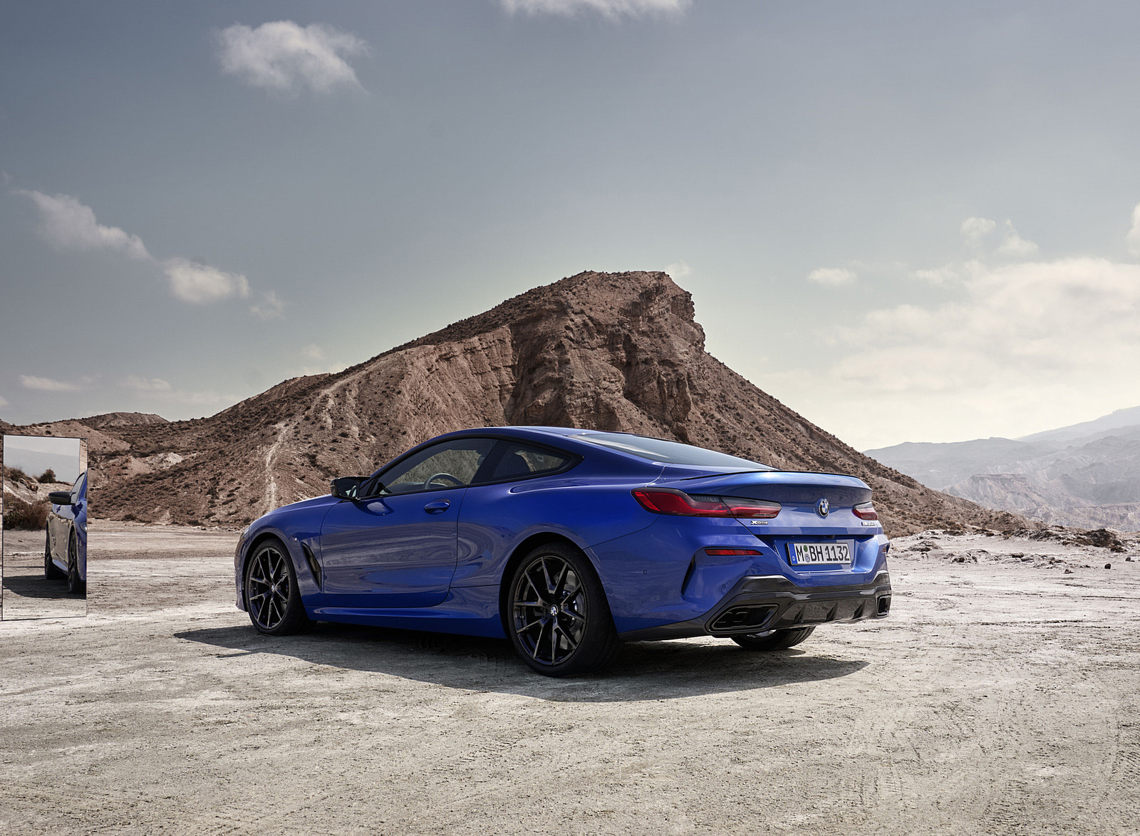 2023 BMW 8 Series Coupe Rear Three-Quarter Wallpapers (8)