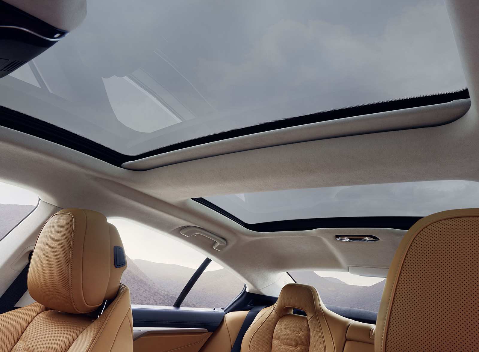2023 BMW 8 Series Gran Coupe Panoramic Roof Wallpapers #22 of 25