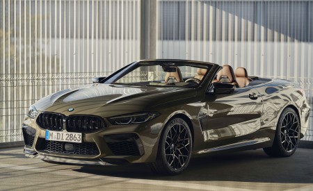 2023 BMW M8 Competition Convertible Front Three-Quarter Wallpapers 450x275 (14)