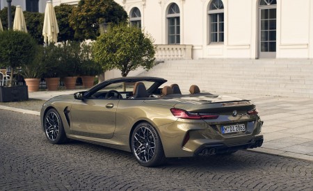 2023 BMW M8 Competition Convertible Rear Three-Quarter Wallpapers 450x275 (11)