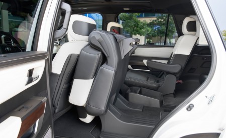 2023 Toyota Sequoia Capstone Interior Rear Seats Wallpapers 450x275 (110)