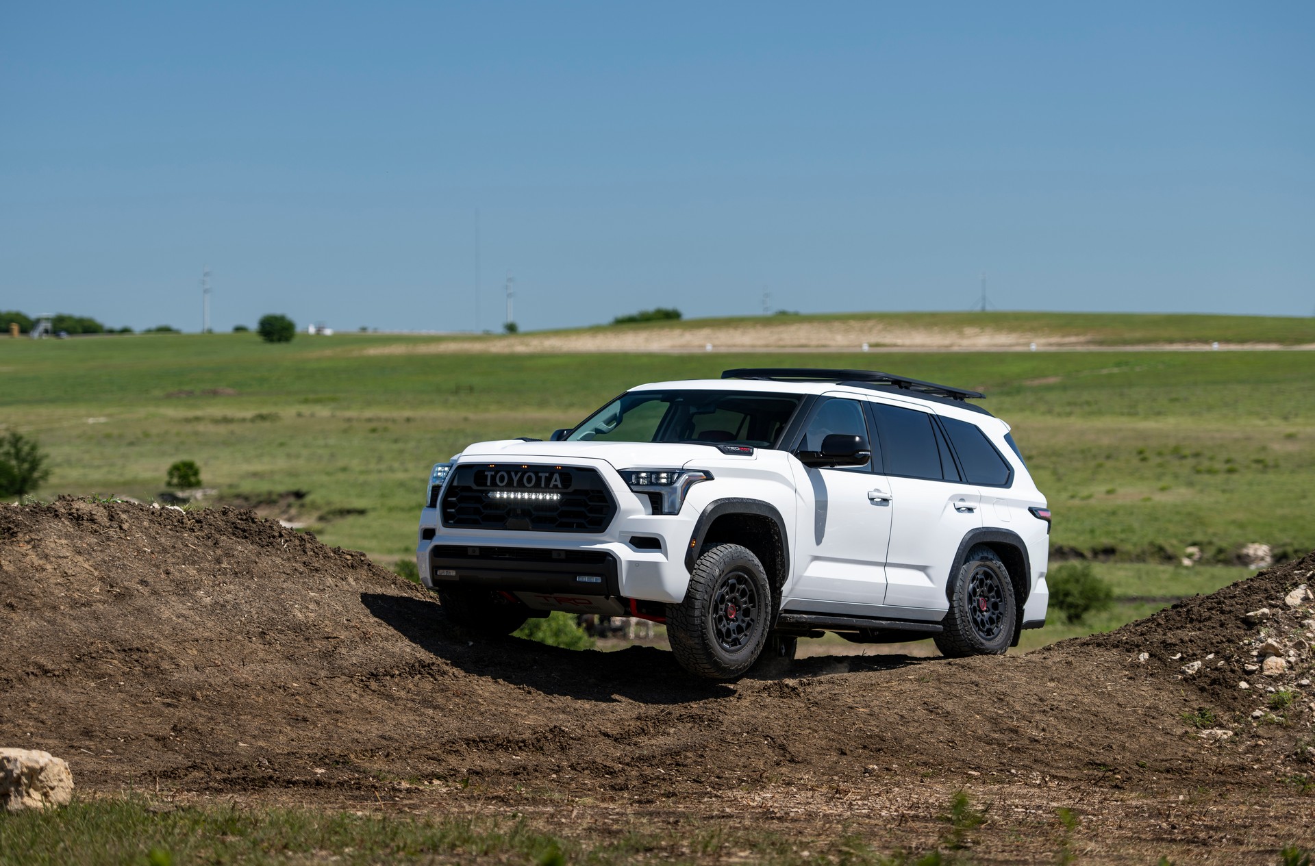 2023 Toyota Sequoia TRD Pro Off-Road Wallpapers #64 of 114