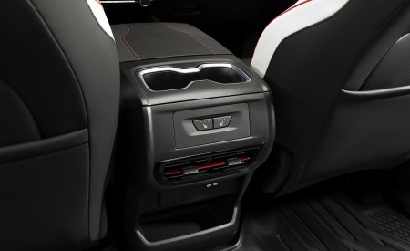 2024 Chevrolet Silverado EV RST Interior Detail Wallpapers 450x275 (22)