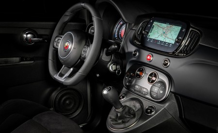 2022 Abarth F595 Interior Wallpapers 450x275 (23)