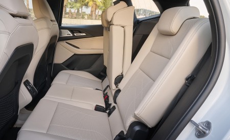 2022 BMW 2 Series 220i Active Tourer Interior Rear Seats Wallpapers 450x275 (82)