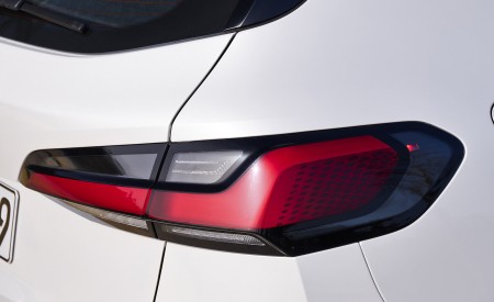 2022 BMW 2 Series 220i Active Tourer Tail Light Wallpapers  450x275 (57)