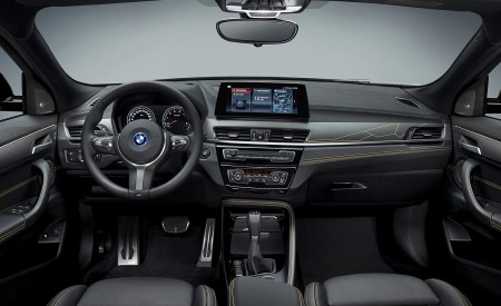 2022 BMW X2 GoldPlay Edition Interior Cockpit Wallpapers 450x275 (56)