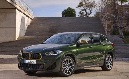 2022 BMW X2 GoldPlay Edition xDrive25e Front Three-Quarter Wallpapers 450x275 (16)