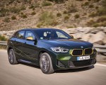 2022 BMW X2 GoldPlay Edition xDrive25e Front Three-Quarter Wallpapers 150x120 (1)