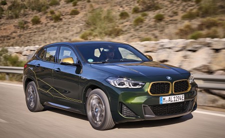 2022 BMW X2 GoldPlay Edition xDrive25e Front Three-Quarter Wallpapers 450x275 (1)