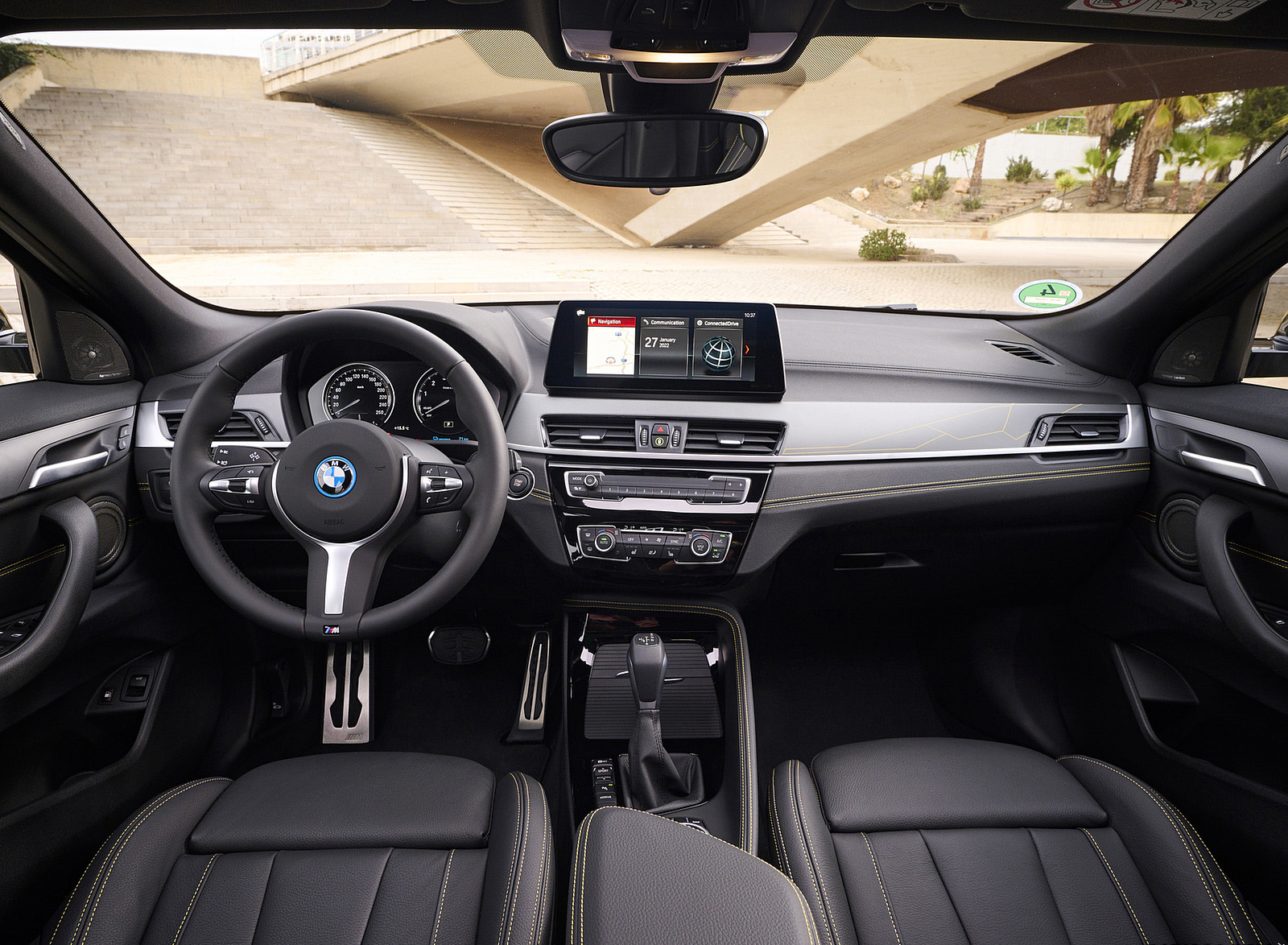 2022 BMW X2 GoldPlay Edition xDrive25e Interior Cockpit Wallpapers #43 of 65
