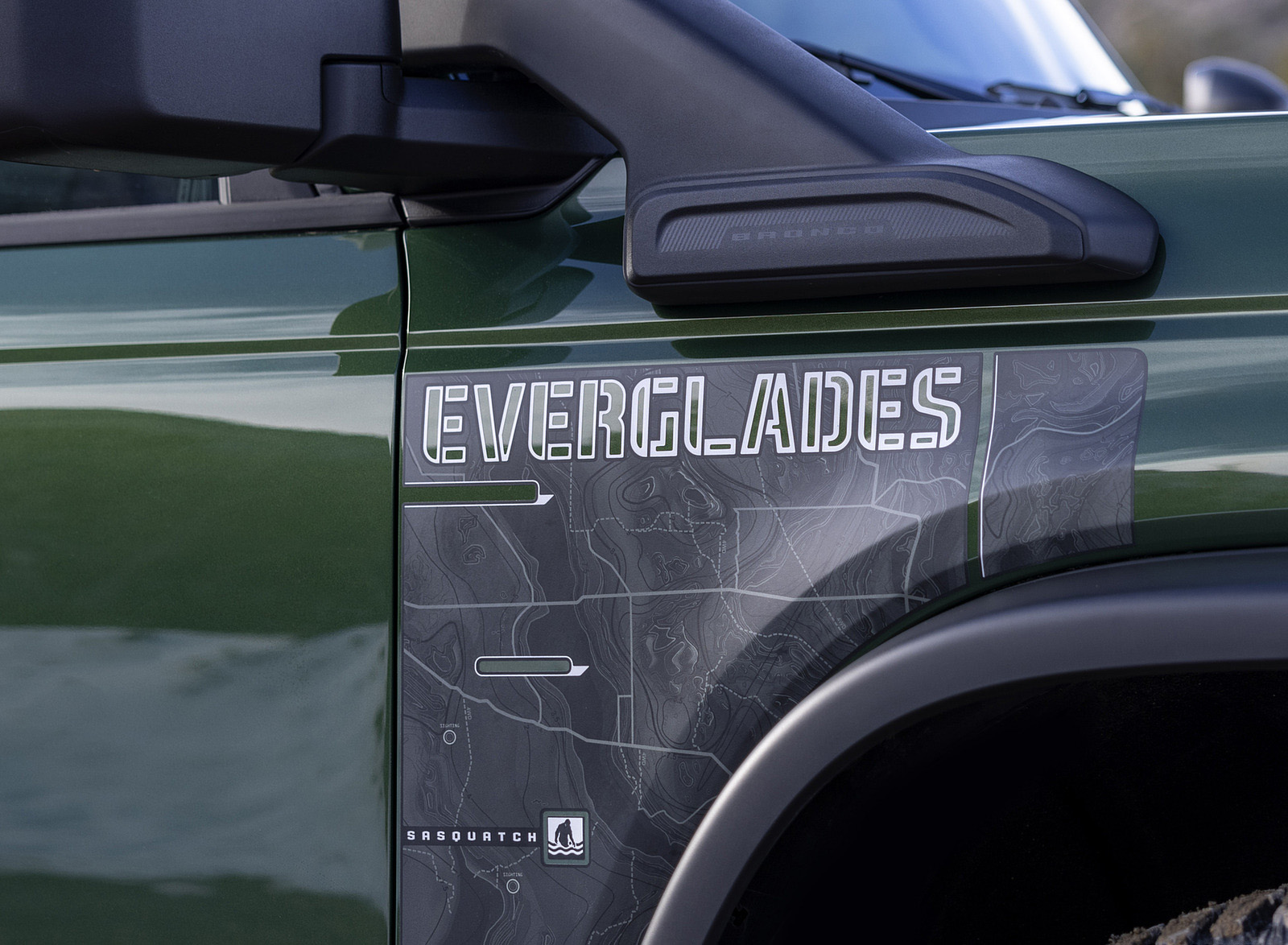 2022 Ford Bronco Everglades (Color: Eruption Green) Detail Wallpapers #46 of 46