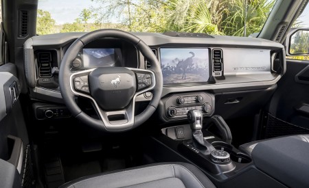 2022 Ford Bronco Everglades Interior Wallpapers 450x275 (30)