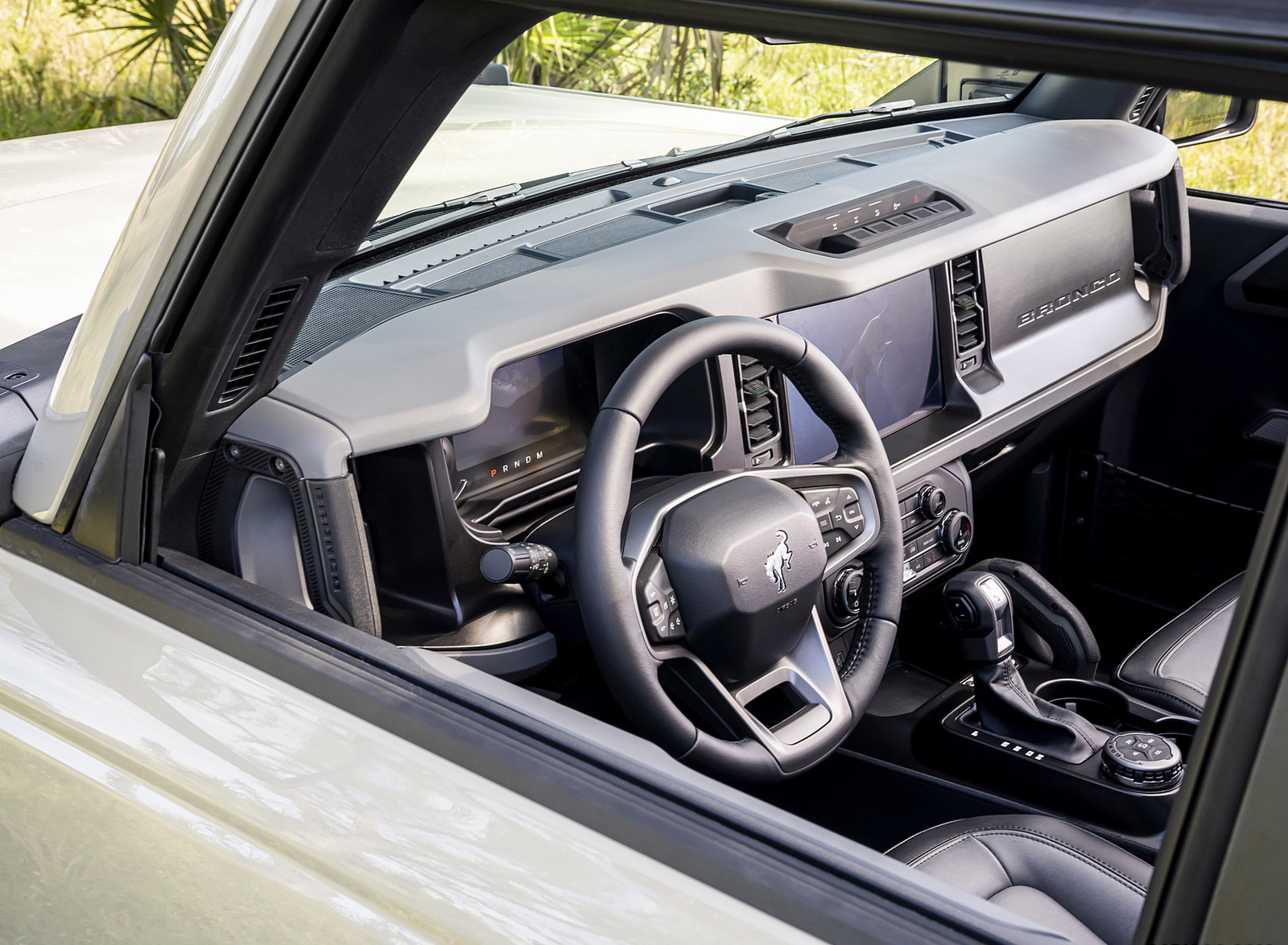 2022 Ford Bronco Everglades Interior Wallpapers #28 of 46
