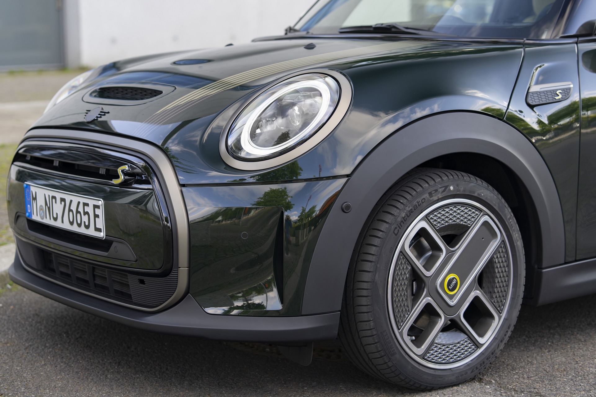 2022 Mini Cooper SE Resolute Edition Detail Wallpapers #77 of 104