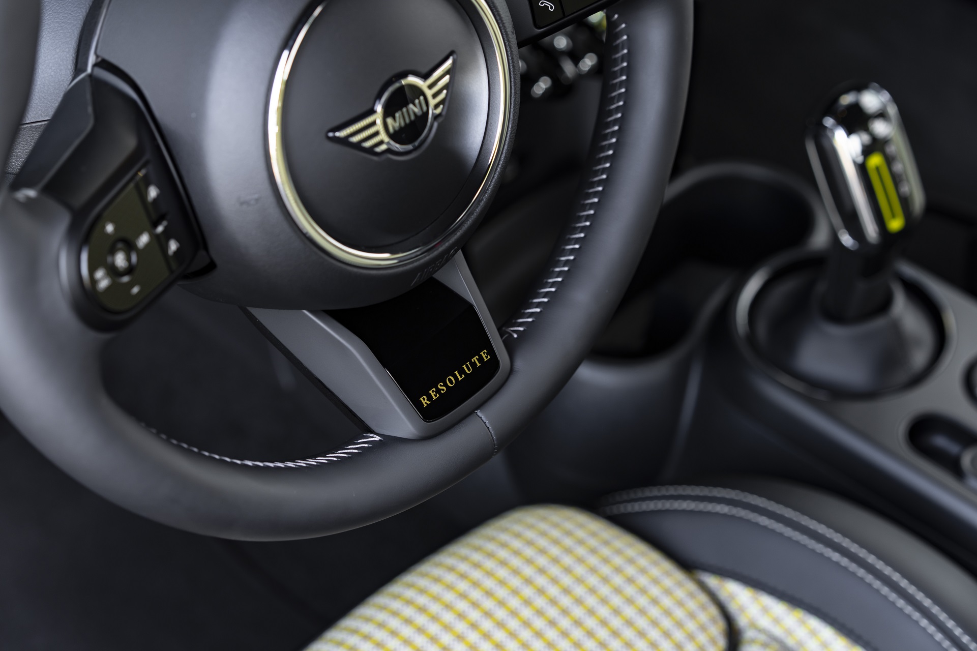 2022 Mini Cooper SE Resolute Edition Interior Steering Wheel Wallpapers #102 of 104