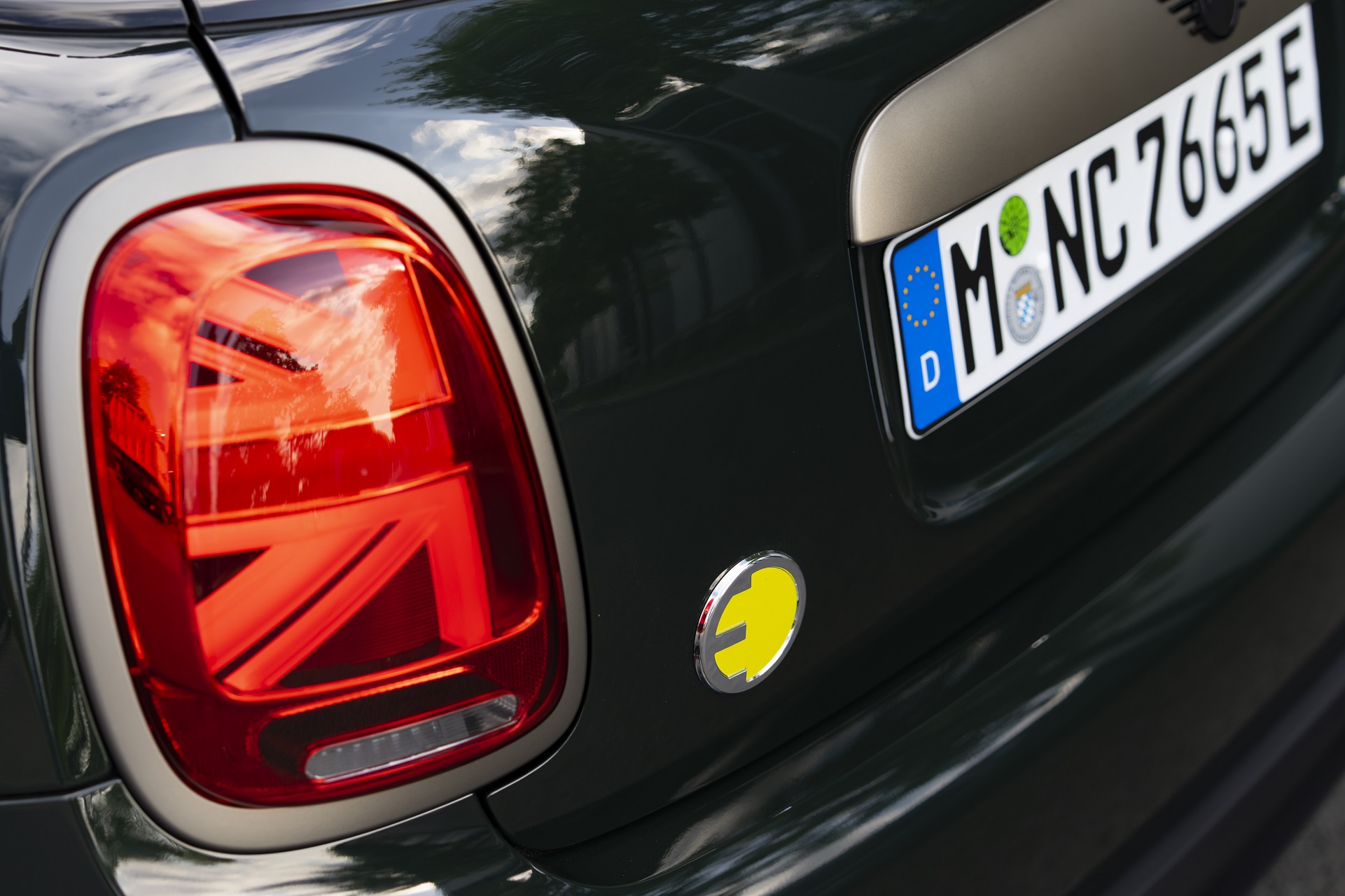 2022 Mini Cooper SE Resolute Edition Tail Light Wallpapers #87 of 104