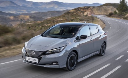 2022 Nissan Leaf (Euro-Spec) Front Three-Quarter Wallpapers 450x275 (1)