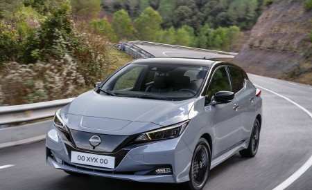 2022 Nissan Leaf (Euro-Spec) Front Wallpapers 450x275 (19)