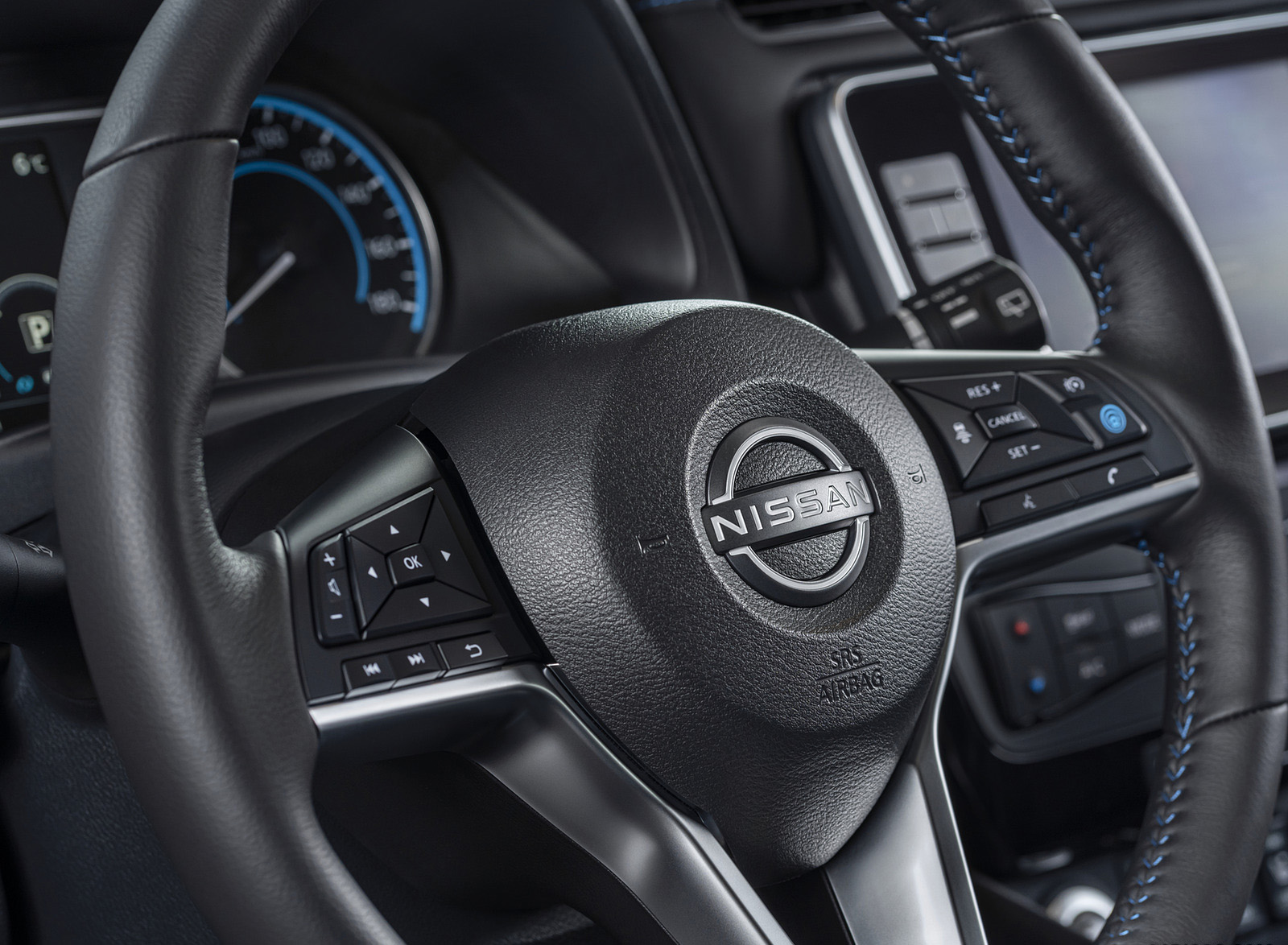 2022 Nissan Leaf (Euro-Spec) Interior Steering Wheel Wallpapers #43 of 46