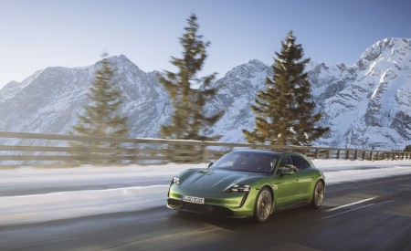 2022 Porsche Taycan Turbo S Sport Turismo (Color: Mamba Green Metallic) Front Three-Quarter Wallpapers 450x275 (11)