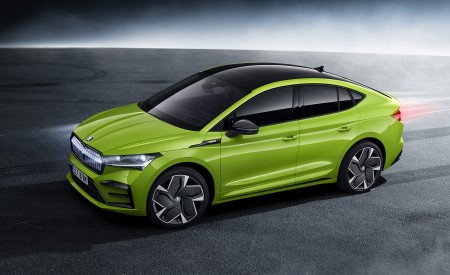 2022 Škoda ENYAQ Coupe RS iV Front Three-Quarter Wallpapers 450x275 (6)