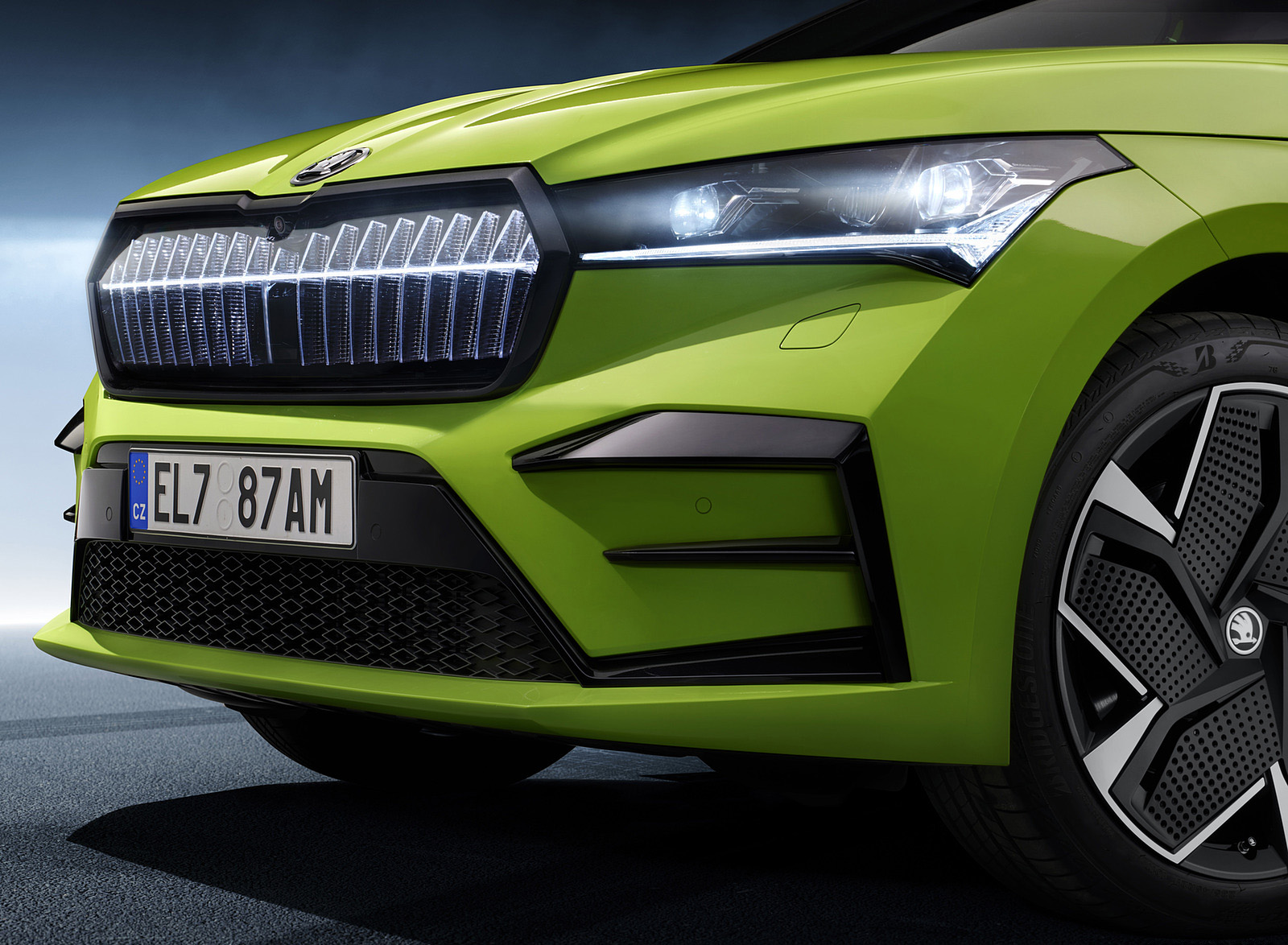 2022 Škoda ENYAQ Coupe RS iV Front Wallpapers #13 of 118