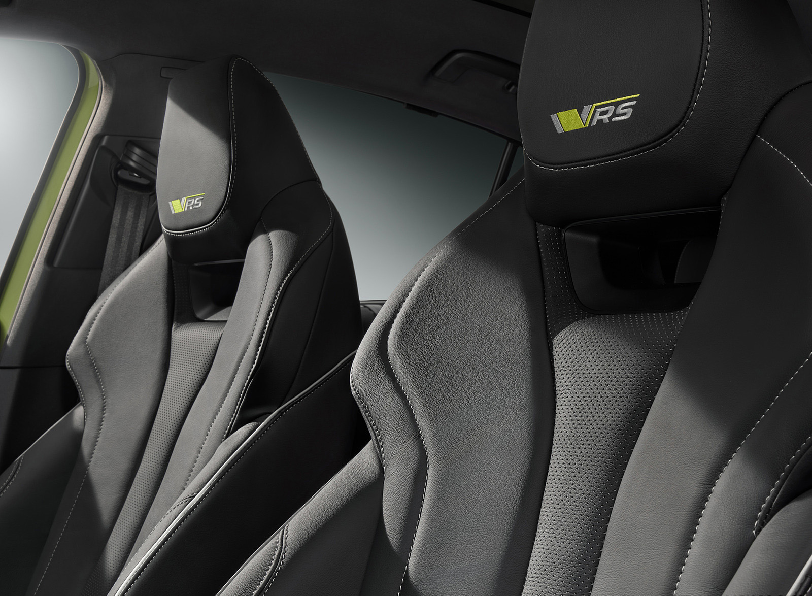 2022 Škoda ENYAQ Coupe RS iV Interior Front Seats Wallpapers #20 of 118
