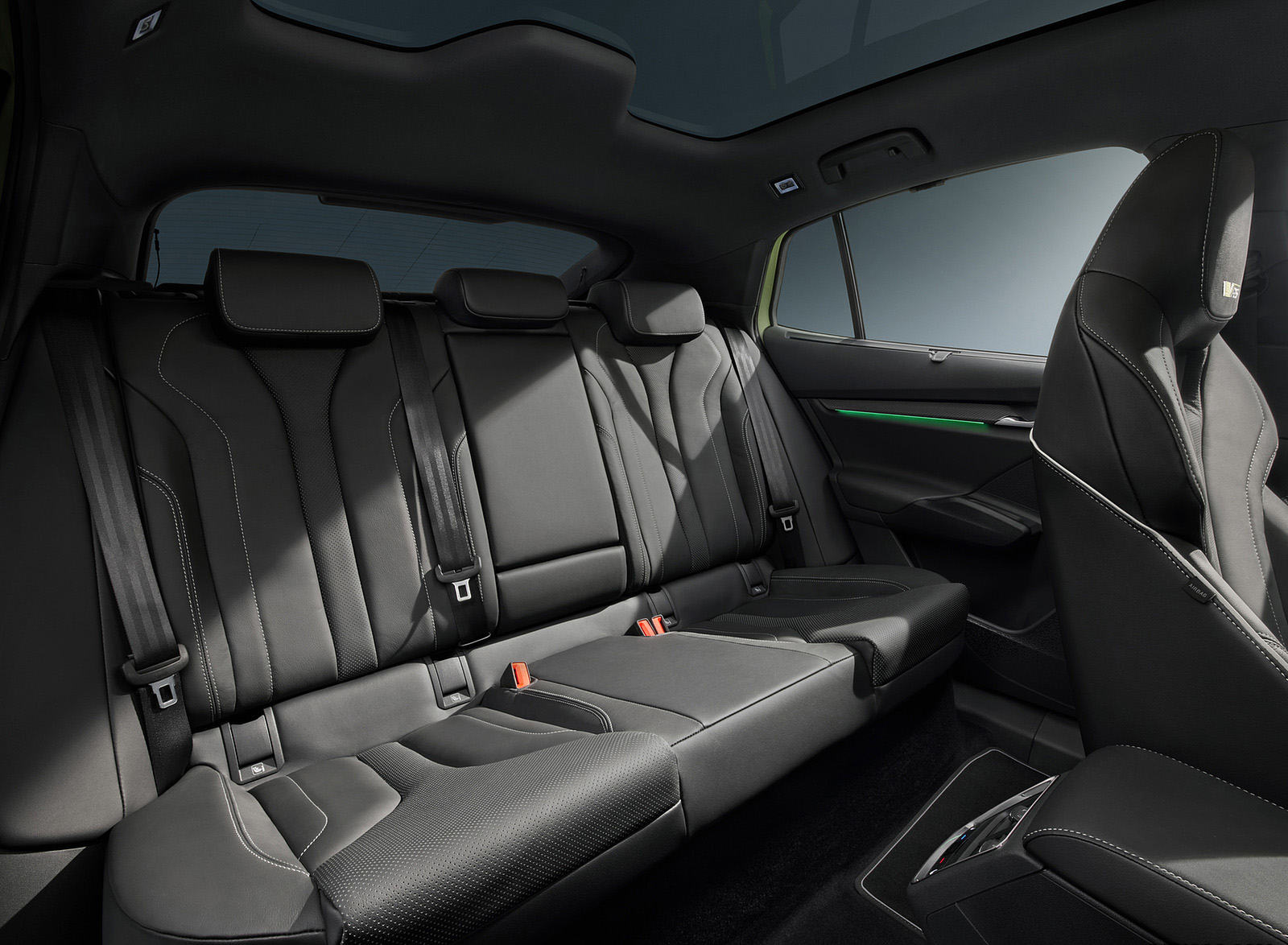 2022 Škoda ENYAQ Coupe RS iV Interior Rear Seats Wallpapers #21 of 118