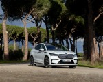 2022 Škoda ENYAQ Coupe iV (Color: Moon White) Front Three-Quarter Wallpapers 150x120 (51)